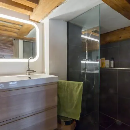 Apartment Duplex Le Vorace *